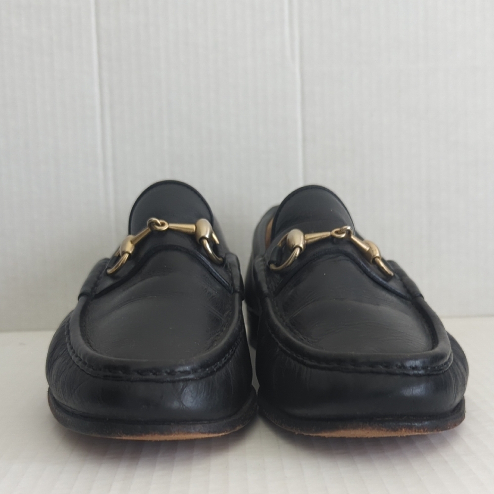 Gucci Black Leather Loafers with Gold Detail - Picture 4 of 13